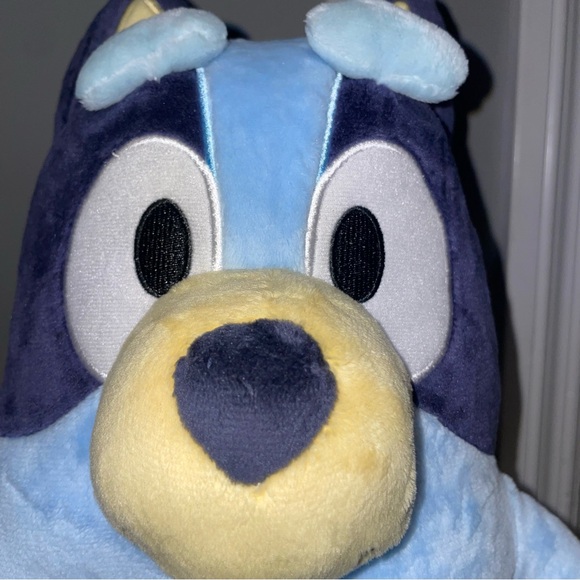 Bluey Build-A-Bear Light Blue Plush - Picture 7 of 7